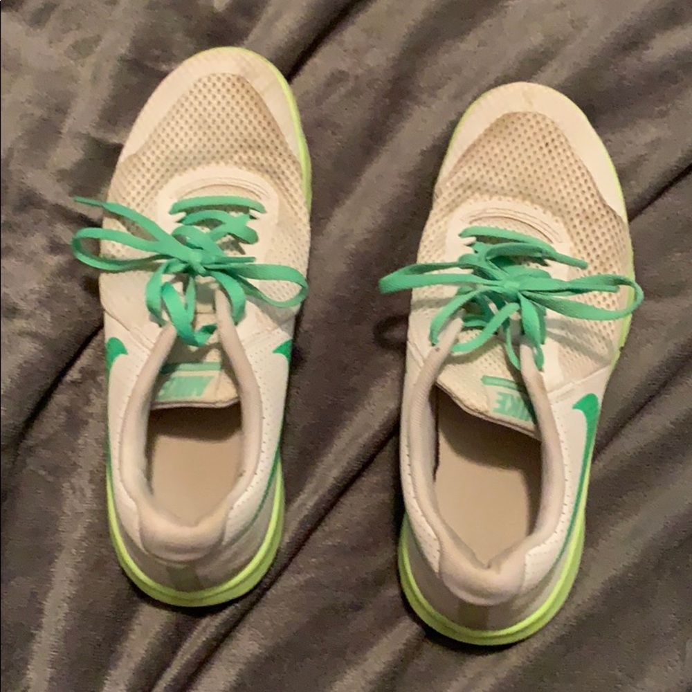 NIKE FLEX EXPERIENCE RN5